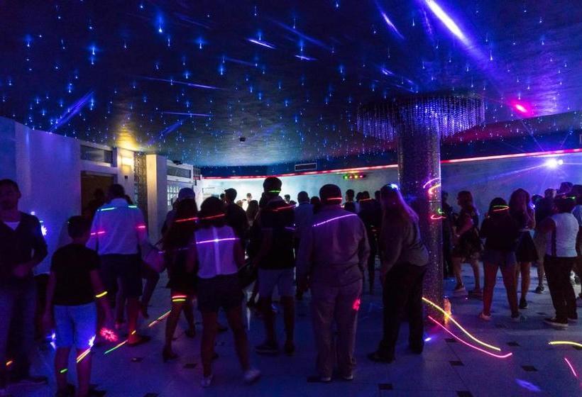 ホテル Villaggio Blue Marine