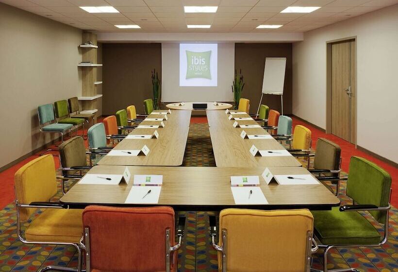 هتل Ibis Styles Chaumont Centre Gare