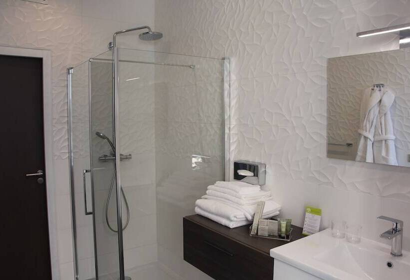 בית מלון כפרי L Esturgeon