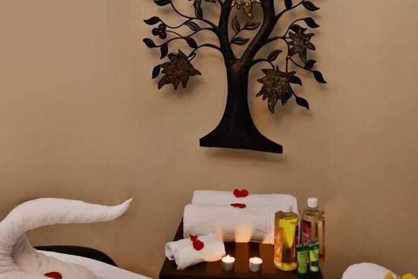 هتل La Sunila Suites & Villas By Wsi