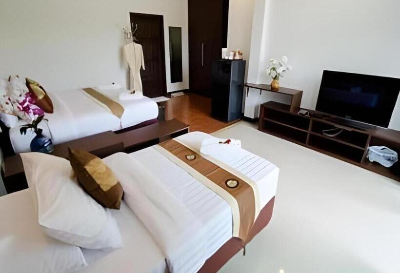 בית מלון כפרי Nattha Waree Hot Spring Resort And Spa