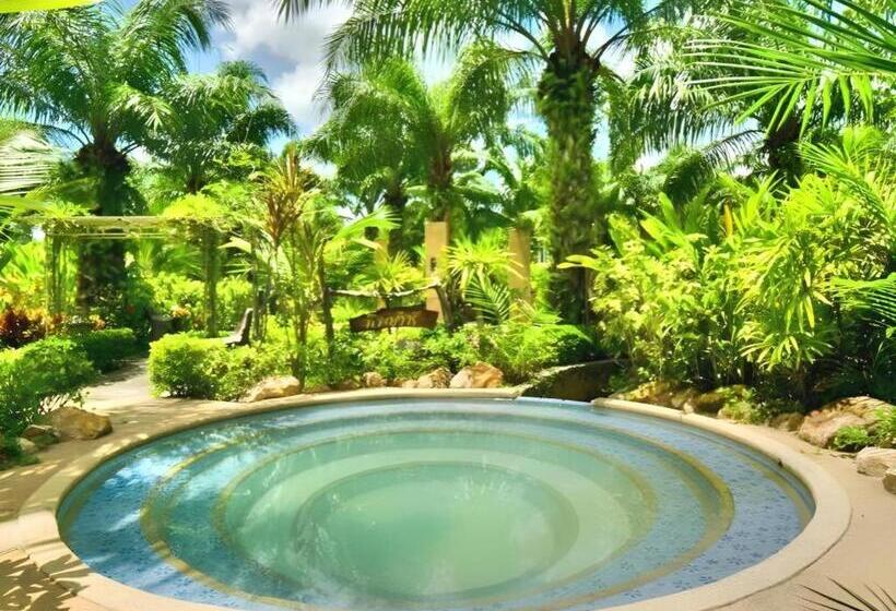 בית מלון כפרי Nattha Waree Hot Spring Resort And Spa