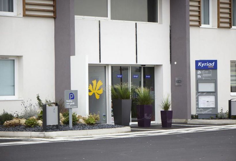 هتل Première Classe Paris Nord  Gonesse  Parc Des Expositions