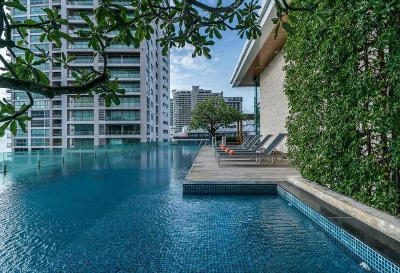 Hotel Seven Zea Chic