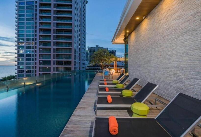 Hotel Seven Zea Chic