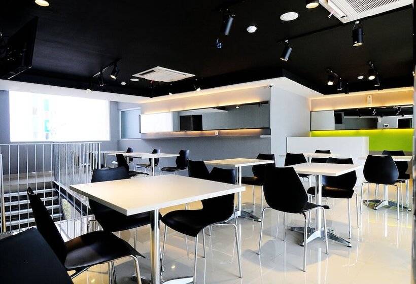 هتل Swift Inn Aeropolis Airport