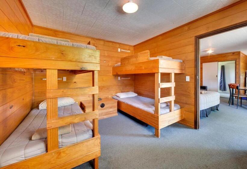 فندق على الطريق Wellington Top 10 Holiday Park