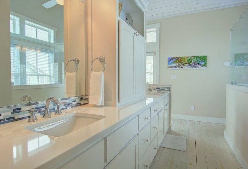 Amazing Grace 128 St