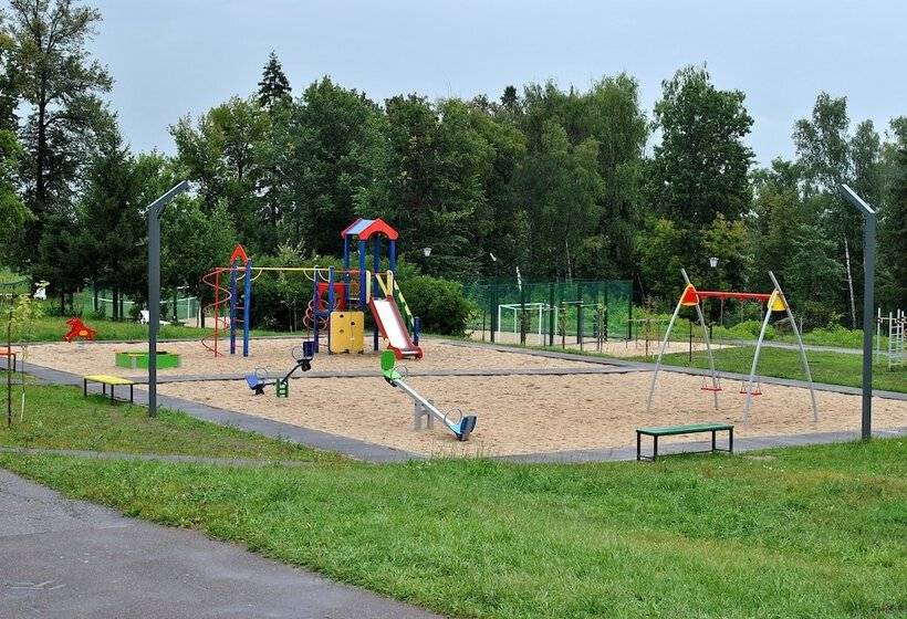 בית מלון כפרי Health Resort Krutushka