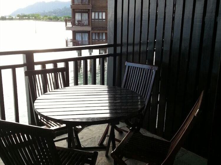 هتل Langkawi Lagoon Resort Water Chalet