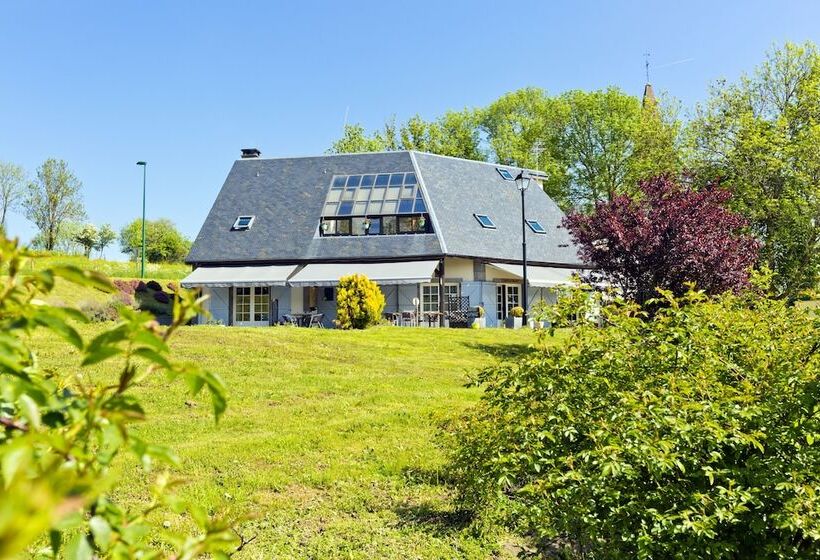 호텔 Logis L Auberge Du Bougnat
