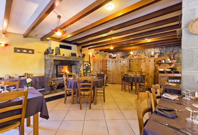 호텔 Logis L Auberge Du Bougnat