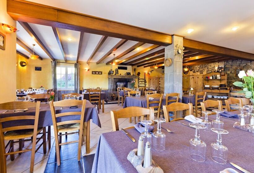 호텔 Logis L Auberge Du Bougnat