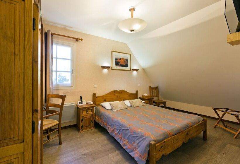 호텔 Logis L Auberge Du Bougnat