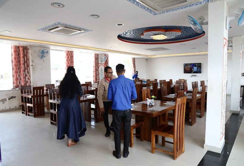 ホテル Ramas Resort