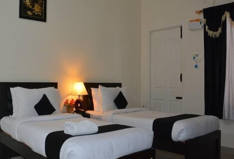 هتل The Altruist Business Stays