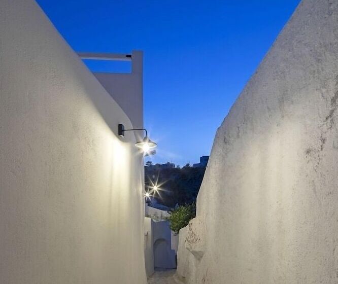 پانسیون Acave Santorini Suites