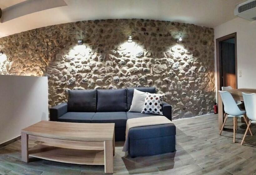 بنسيون Guesthouse Kastelia