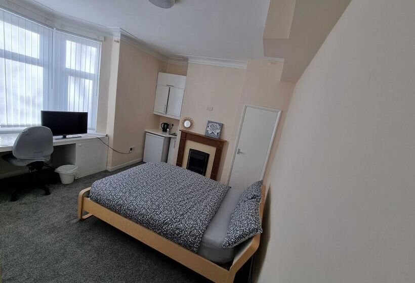 إقامة Remarkable 3 Bed House In Wallsend