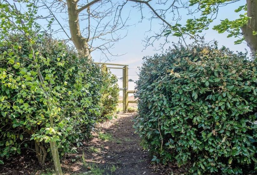 The Loose Box, Sudbourne