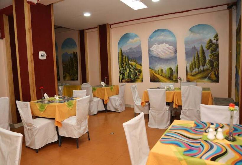 Cruz De Los Andes Hostal