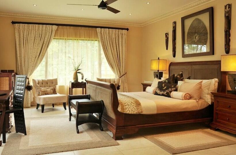 בית מלון כפרי Legodimo Game Lodge