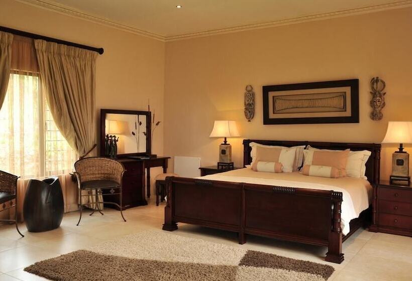 בית מלון כפרי Legodimo Game Lodge