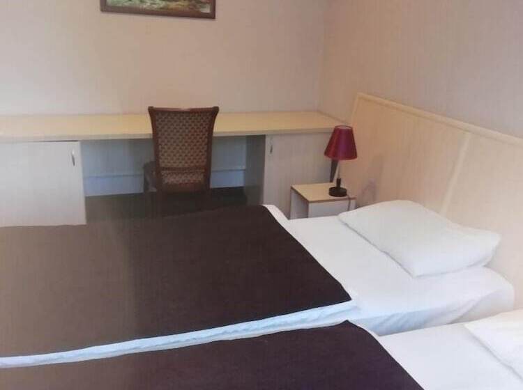 فندق Old Traditions