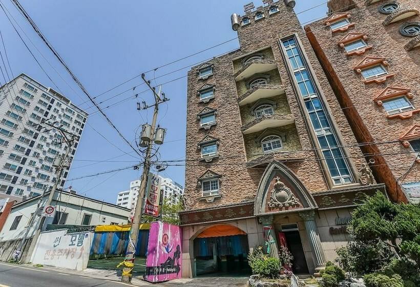 모텔 Ulsan Bangeojin Sun