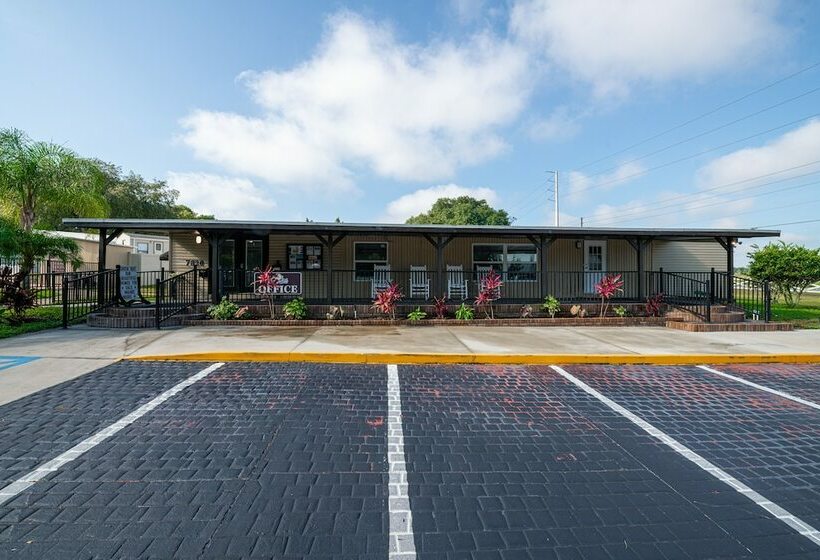 Курорт Baker Acres