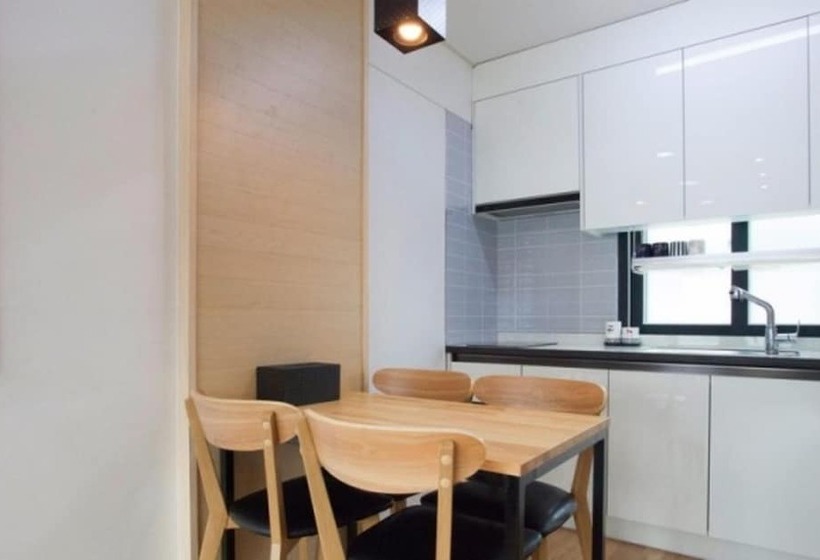 Busan Yeonhwa Reef Pension Dreamer