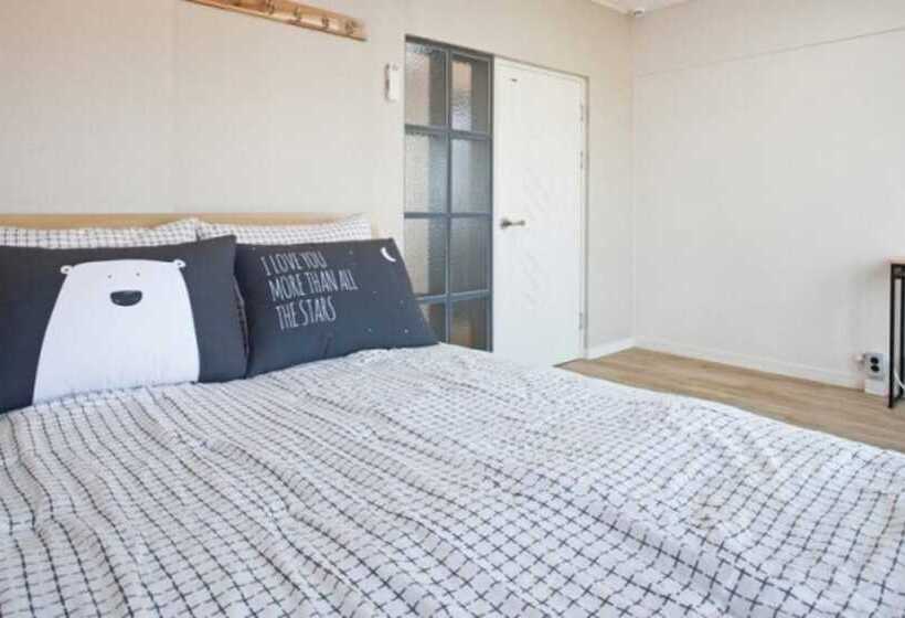 Busan Yeonhwa Reef Pension Dreamer