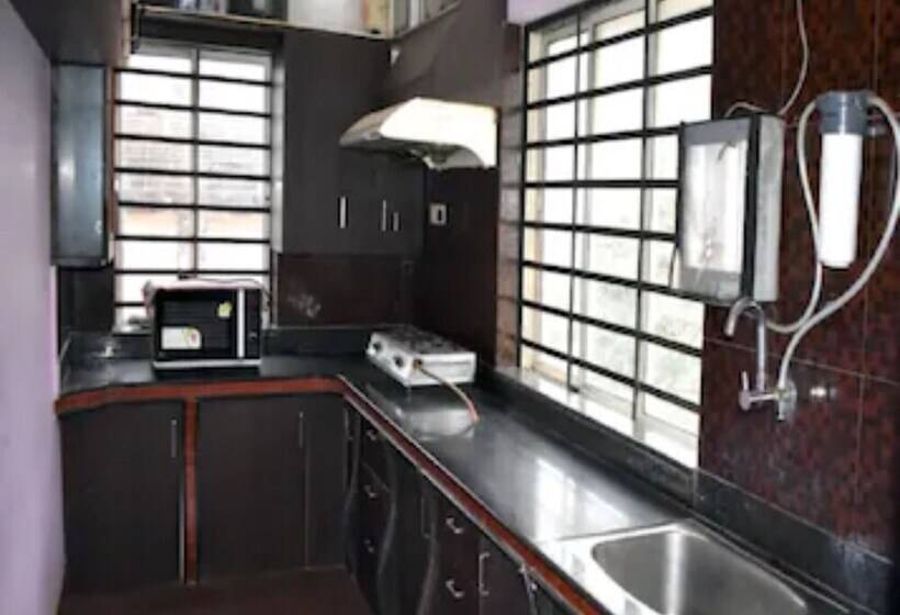 هتل Goroomgo Madhur Homestay Bhubaneswar