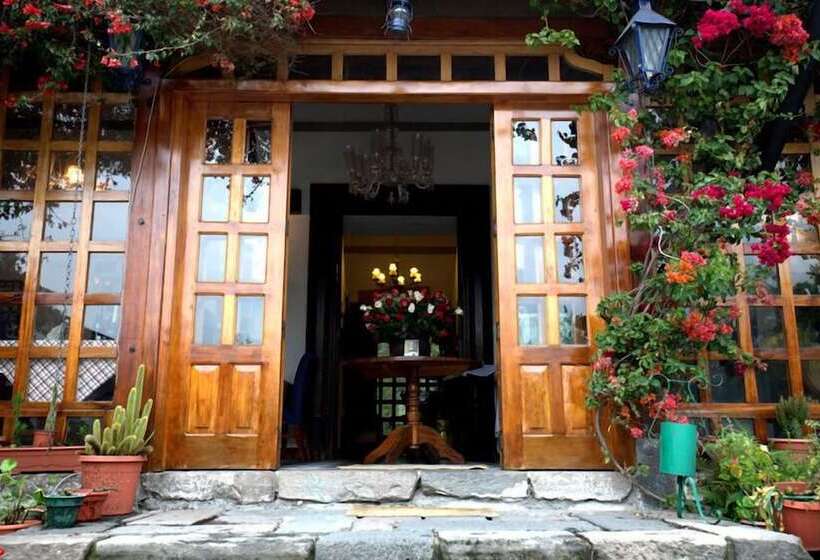 هتل Hacienda La Carriona