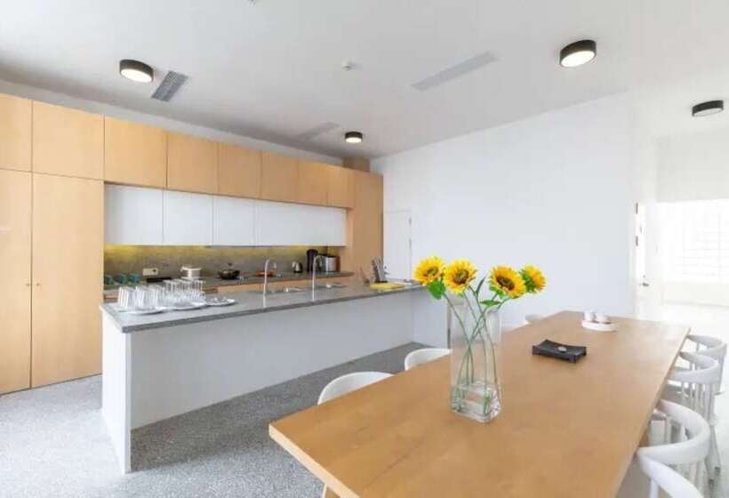 Baseliving Zhangjiang Serviced Apartment