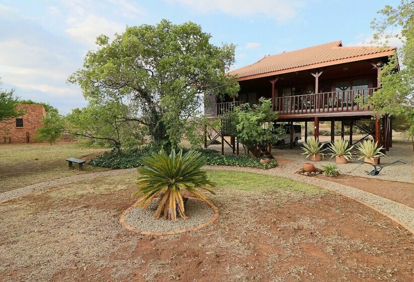 مبيت وإفطار Tata Farm Game Lodge