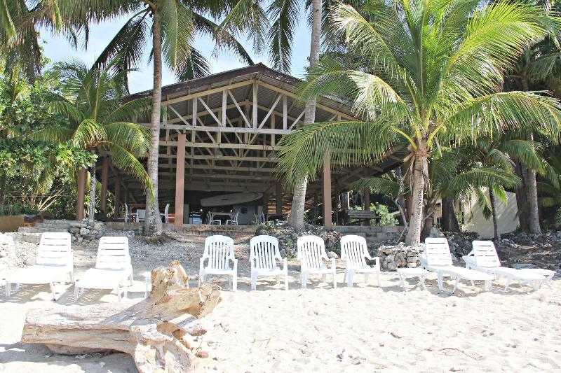 酒店 Submarine Garden Beach Resort
