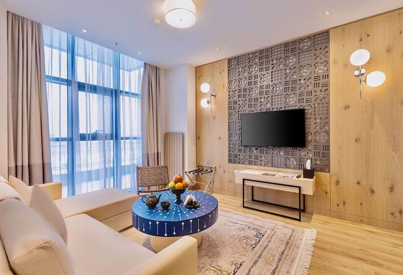בית מלון כפרי Hilton Garden Inn Samarkand Sogd