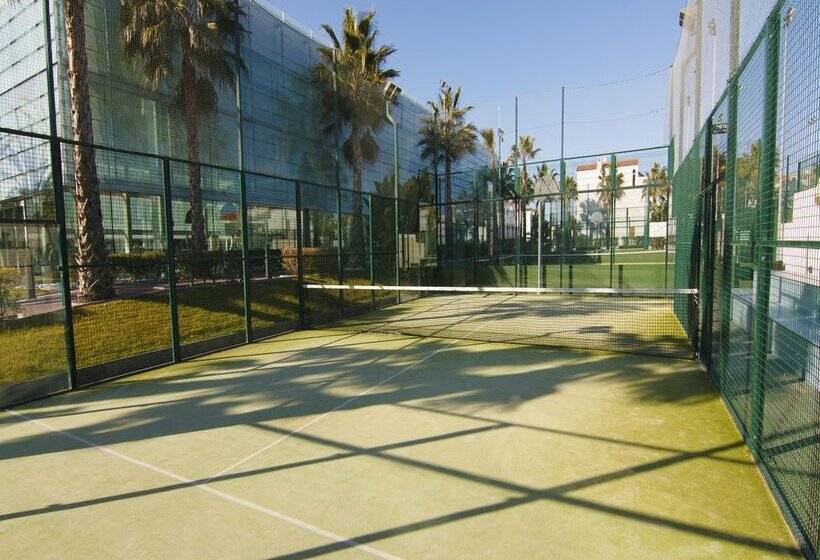 هتل Estival Park Silmar