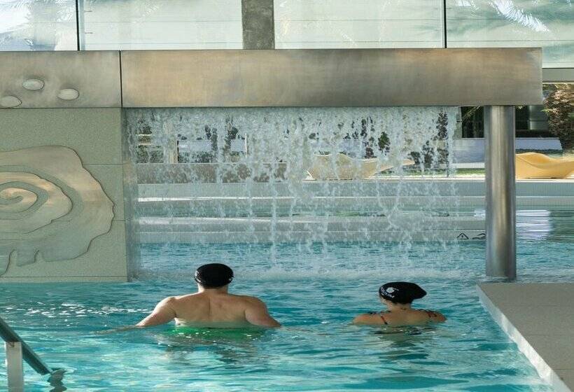 ホテル Estival Park Marena