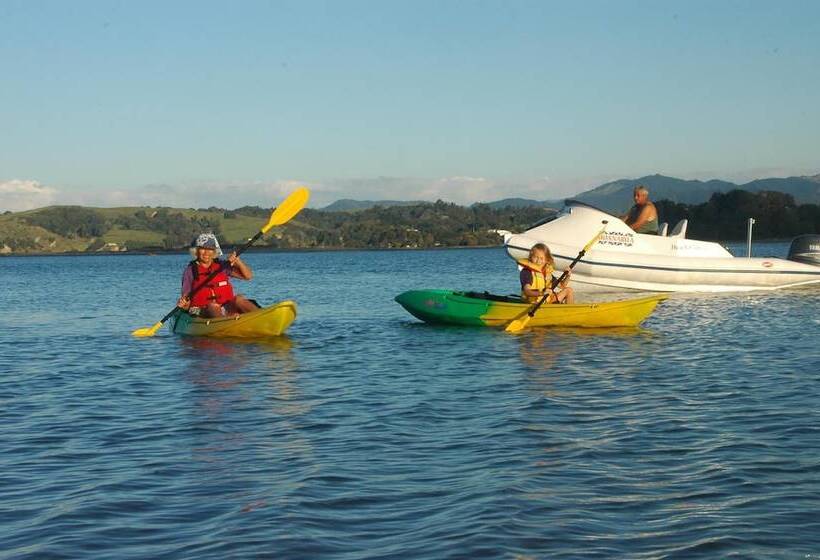مبيت وإفطار Moanarua Beach Cottage