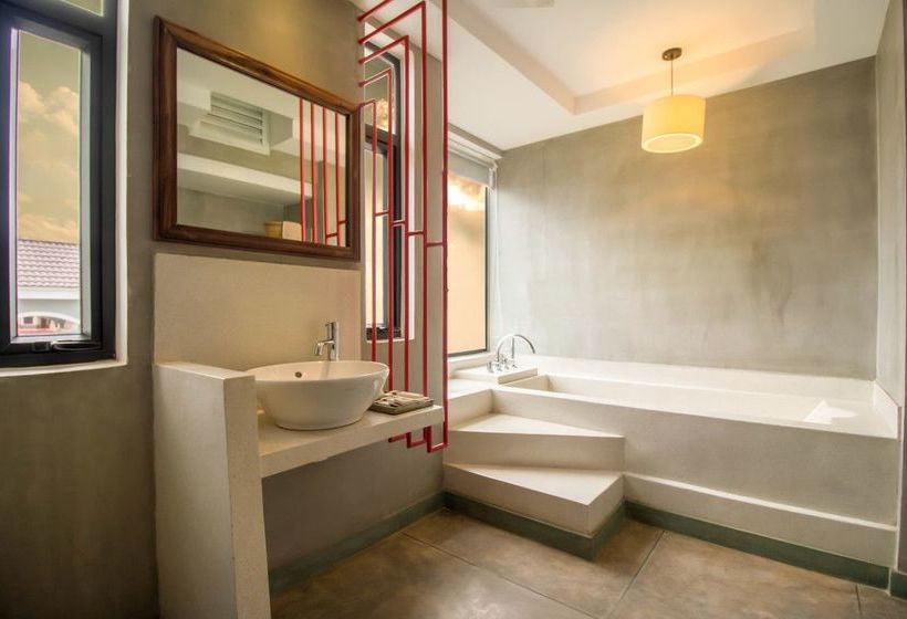 هتل Chronicle Angkor