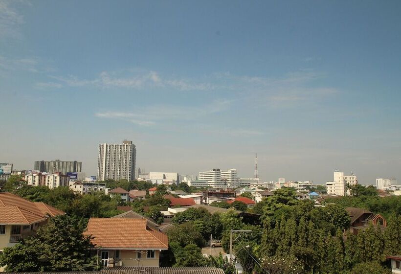 هتل Regent Ngamwongwan