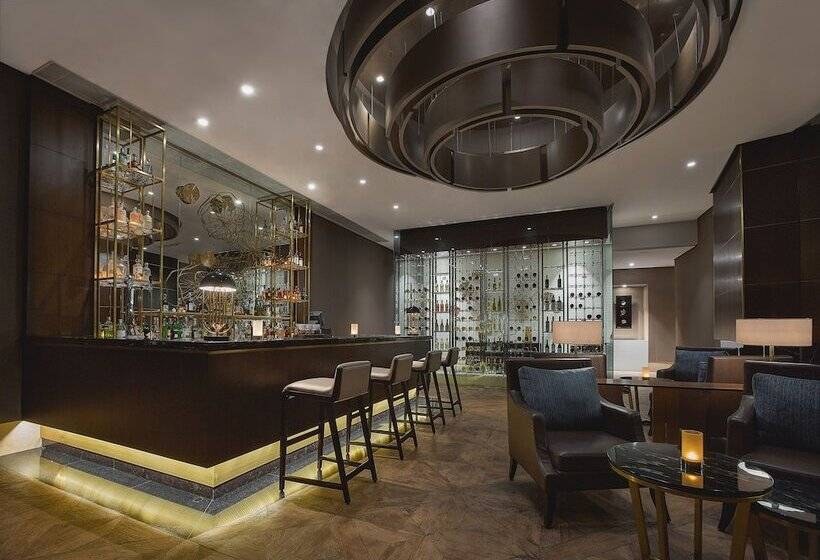 هتل The Residences Of The Ritz Carlton Jakarta Pacific Place