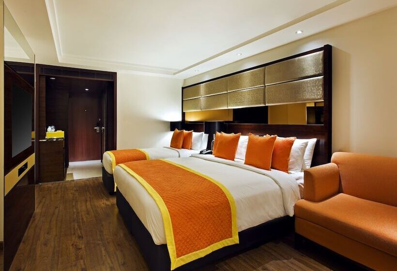 Отель Zone By The Park , Bani Park Jaipur