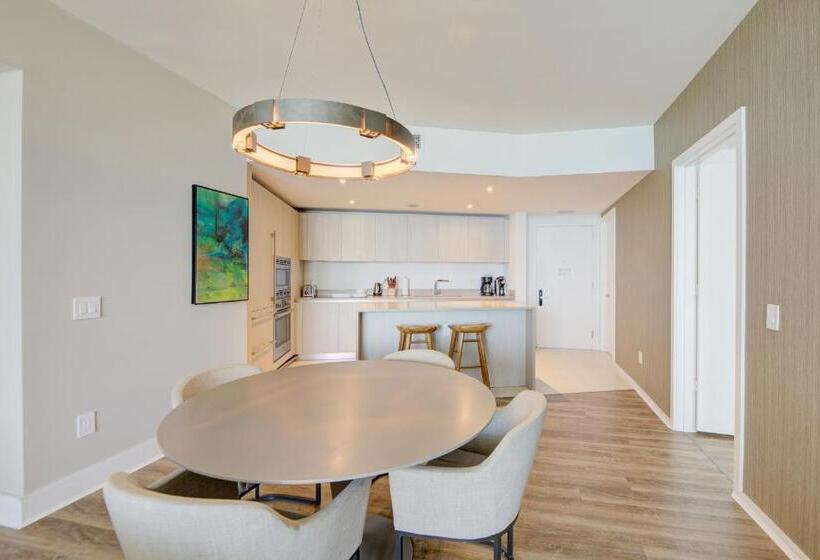 Upscale Comfort And Breathtaking Views At H Hollywood Residences By Zelloo