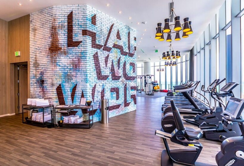 Upscale Comfort And Breathtaking Views At H Hollywood Residences By Zelloo