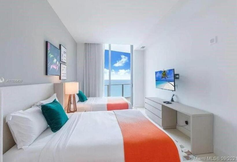 Upscale Comfort And Breathtaking Views At H Hollywood Residences By Zelloo