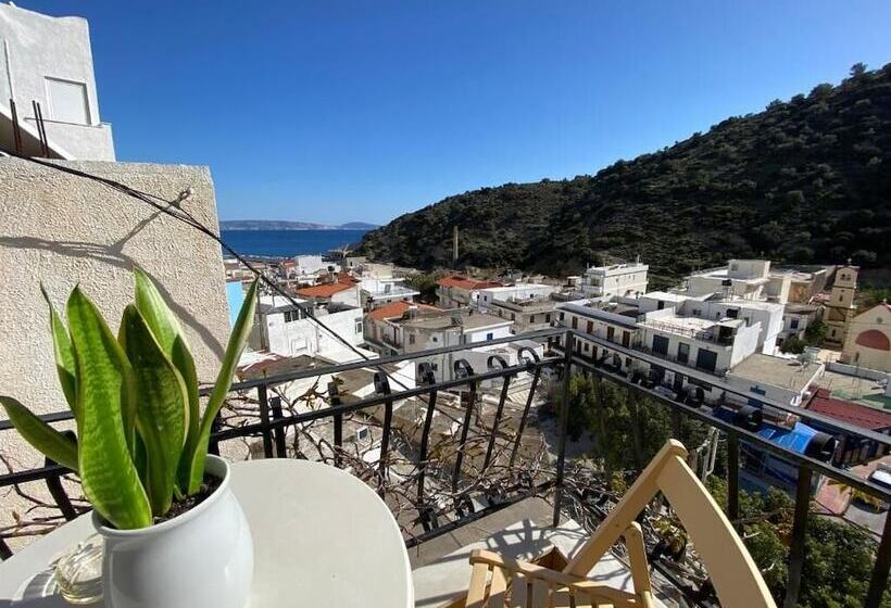 Argiro Studios And Apartments