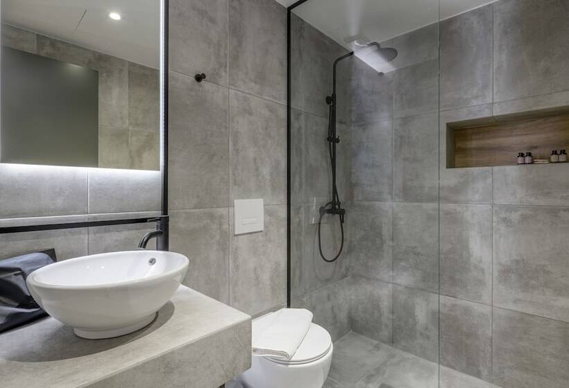 فندق Acropolis Magenta Luxury Suites